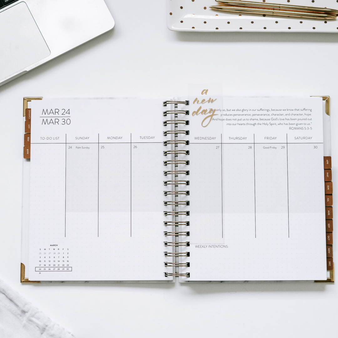 Premium White Marble Dream Planner 2024 Horacio Printing